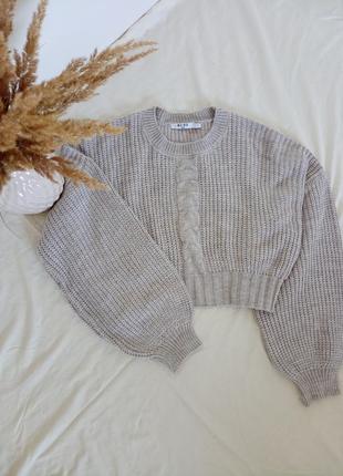 В'язаний об'ємний светр кофта