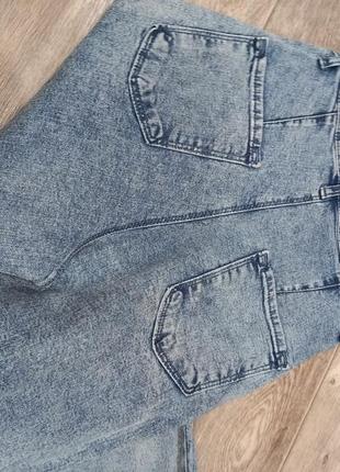 Стильные джинсы момы8 фото