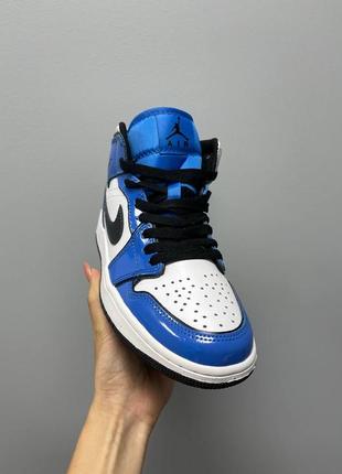 Кросівки nike air jordan 1 retro mid signal blue4 фото