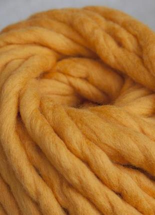Толстая пряжа из 100% шерсти цвет канарейка