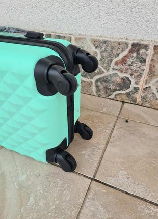 Идеальный размер ручной  клади чемодан wings5 фото