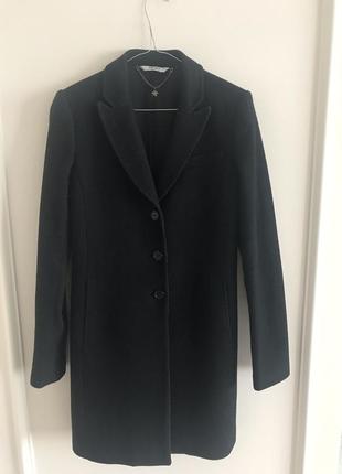 Класичне чорне пальто lui jo