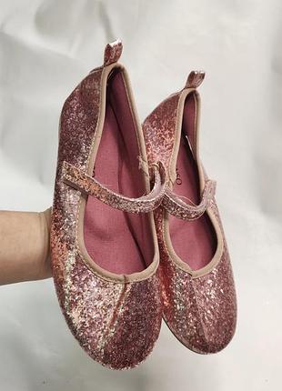 Балетки блестящие лакированные