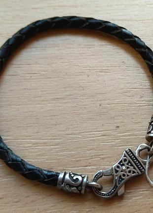 Браслет кожаный с серебряным замком