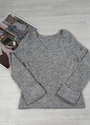 Светр жіночий next