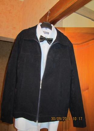 Велюрова курточка темно-синя