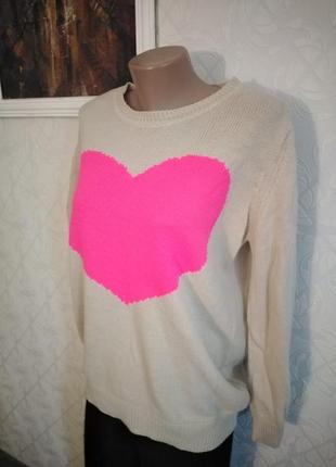 Яркий стильный свитер