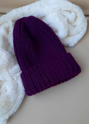 В'язана жіноча зимова шапка біні бини1 фото