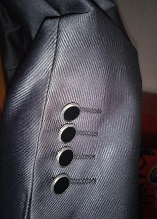 Костюм класичний