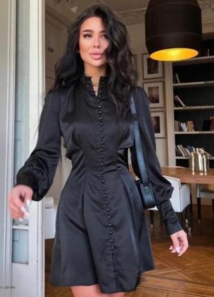 Чорна елегантна шовкова сукня