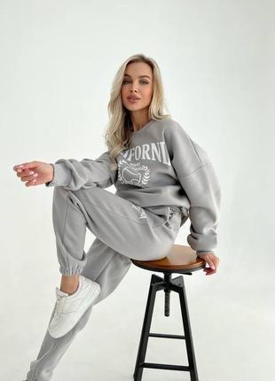 Спортивный костюм