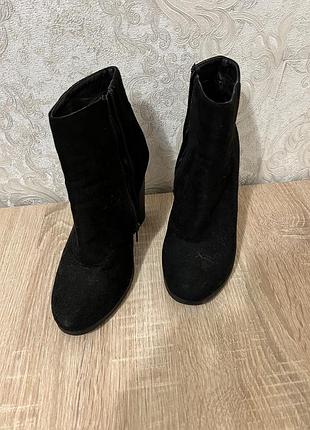 Ботинки замш