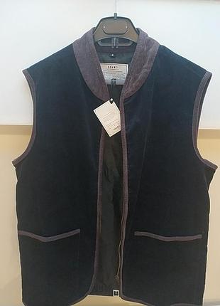 Безрукавка brand 8