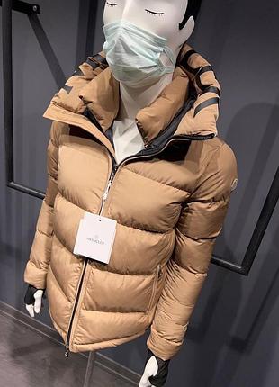 Пуховик moncler