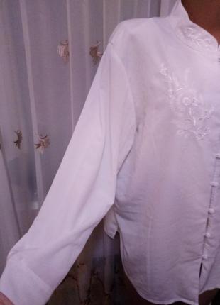 Белая офисная блузка с вышивкой, размер 182 фото