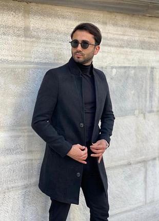 Чоловіче чорне пальто весна/осінь на гудзиках