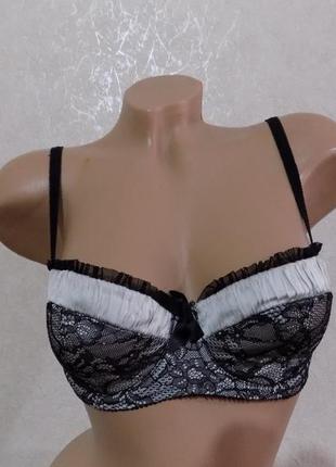 Бюстгальтер шелковый анжелика с ажуром фирменный 75с