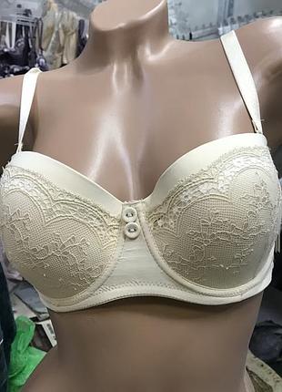 Бюст анжелика на д чашку