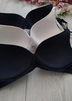 Бюстгальтер без кісточок модель plunge marks & spencer 70e/32dd