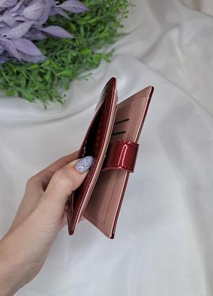 Жіночий червоний гаманець з екошкіри3 фото