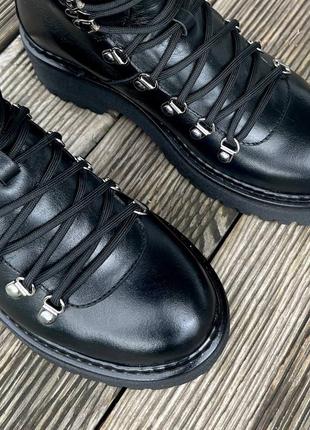 Демисезонные / зимние черные  ботинки берцы на шнурках и грубой тракторной  подошае с протекторами 36 37 38 39 40 41 размер5 фото