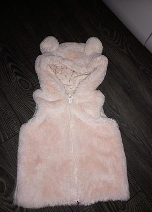 Мехова жилетка