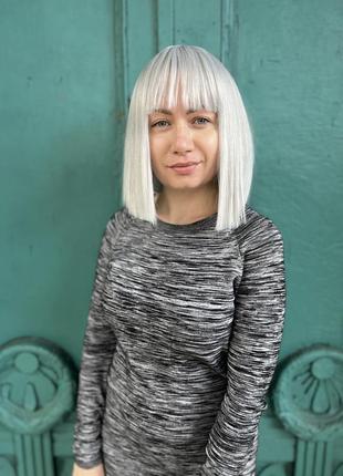 Парик каре пепельный, серый, платиновый матовый. хэллоуин, костюмы, аниме, косплей