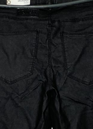 Чорні жіночі джинси6 фото