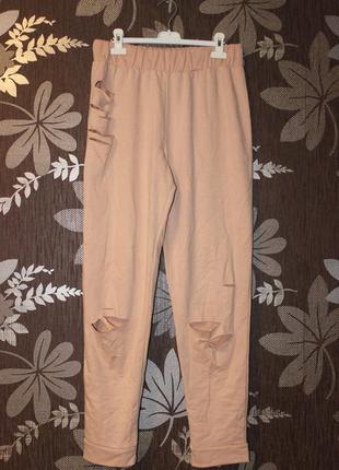 Спортивни штани с дирами asos