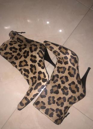 Ботильйони stuart weitzman