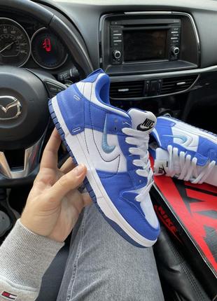 Женские кроссовки  nike sb dunk low disrupt university