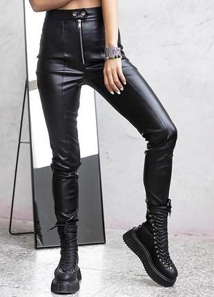 Чорні стильні штани еко шкіра утеплені