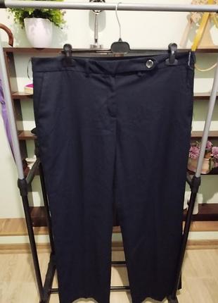 Брюки прямого покроя