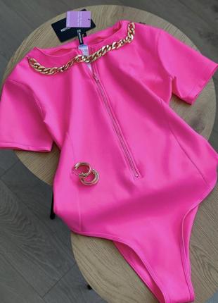 Боді plt боді prettylittlething купальник plt hot pink scuba zip up swimsuit