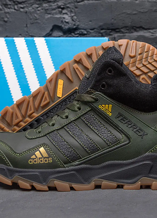 Чоловічі зимові черевики adidas terrex grеen бот 523 ол