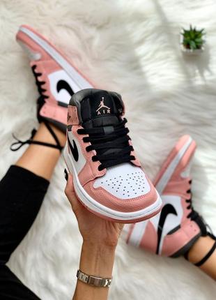 Кросівки nike air jordan 1 retro pink1 фото