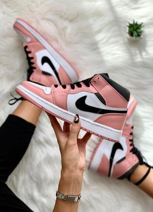 Кросівки nike air jordan 1 retro pink4 фото