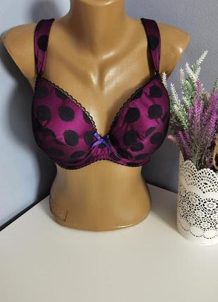 Брендовий бюстгальтер на тонкому поролоні розміру 80e