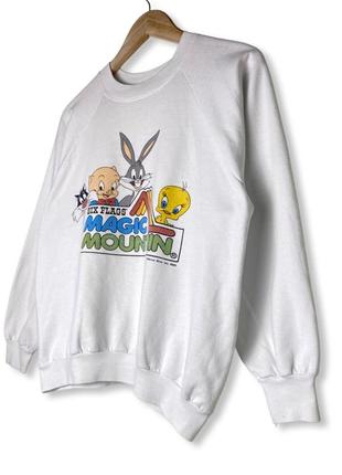 Винтажный свитшот warner bros six flags magic mountain looney tunes buggs banny 1986 made in usa tee jays винтаж 80х disney m s3 фото