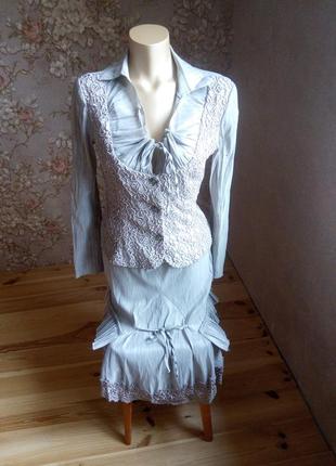 Нарядний костюм, розмір 44