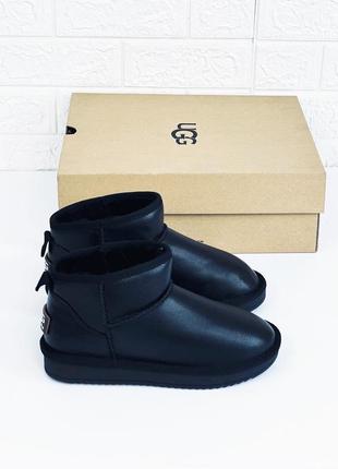 Кожаные мини угги ugg ultra mini черные кожа унисекс низенькие угг