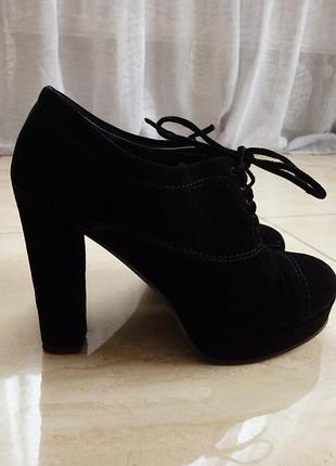 Бархатные ботильоны