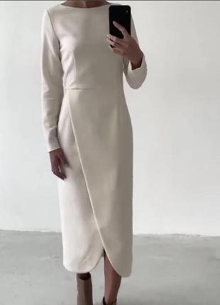Новое элегантное платье из тонкой итальянской шерсти индпошив