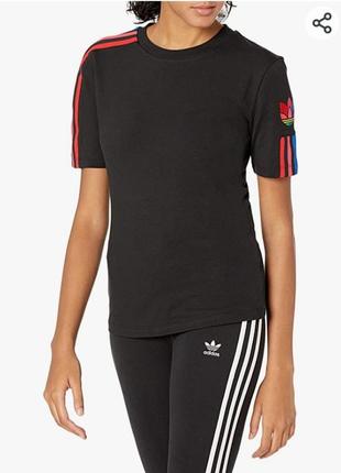 Женская футболка с трилистником adidas originals adicolor 3d