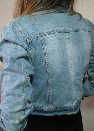 Укороченная джинсовка outfit4 фото