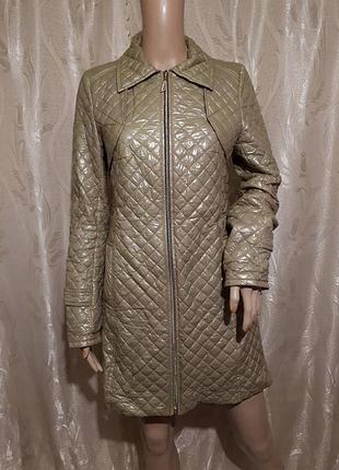Стеганая куртка, тренч, плащ, пальто