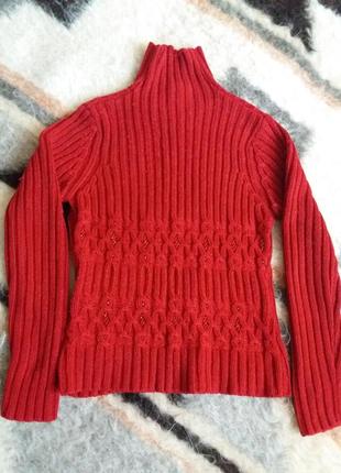 Красный свитер с бисером1 фото
