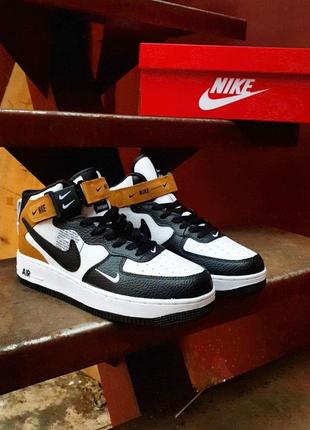 Жіночі кросівки nike air force1 mid lv8  женские кроссовки найк аир форс7 фото