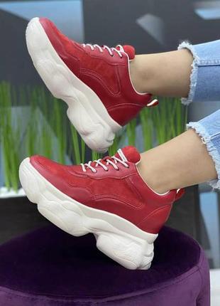 Ботинкі снікси жіночі червоні на білій підошві