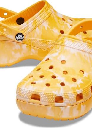 Сабо crocs classic platform graphic, w81 фото